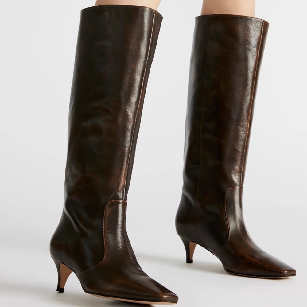 Steve Madden Lander Boots in Distressed Chocolate